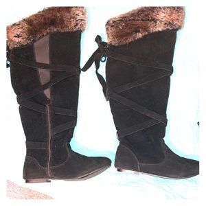 Comfort View Shelly wide calf knee-high boots